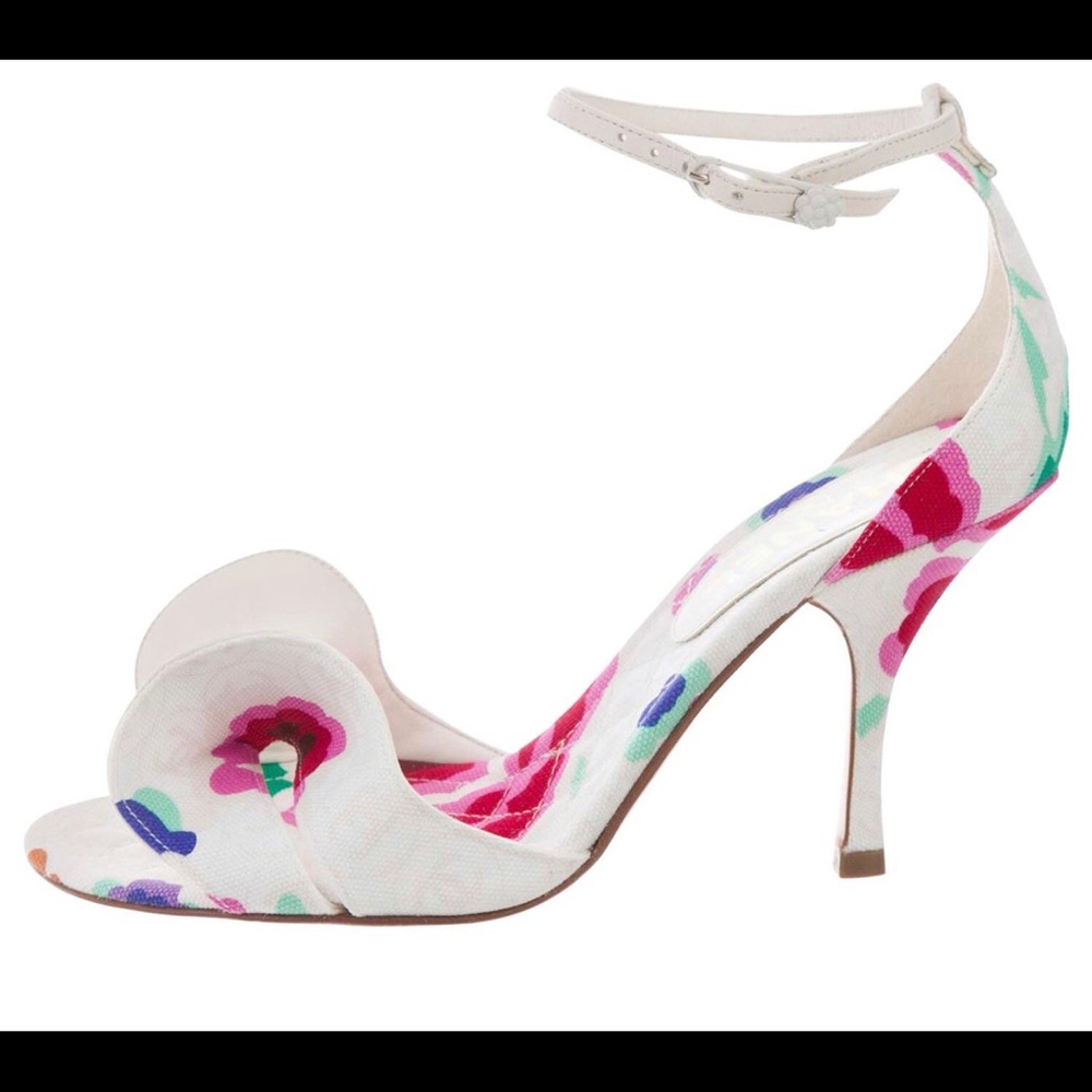 CHANEL floral sandals size 38.5